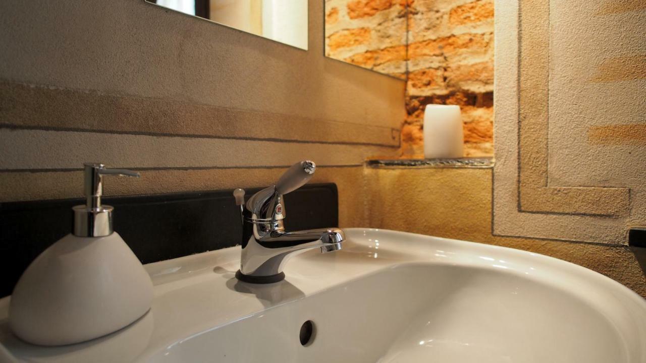 Lovingenoa - Antico Convento Apartment Bagian luar foto